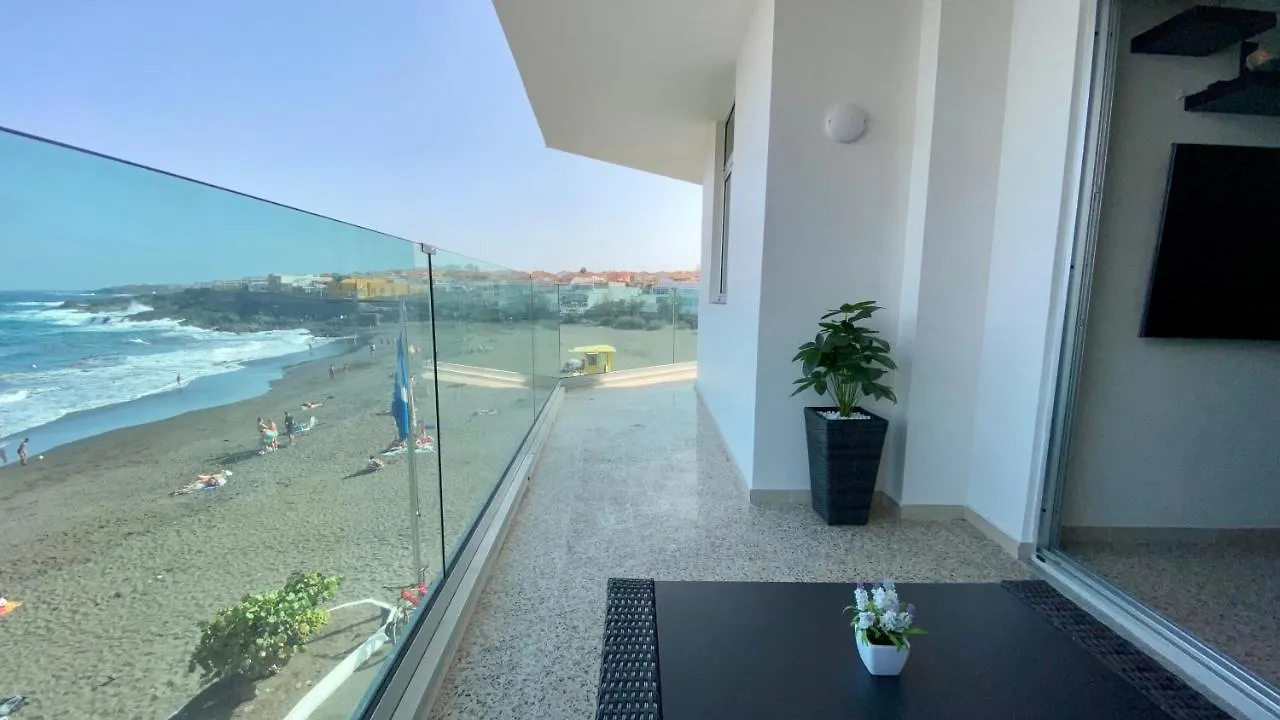 Hermoso Edificio Frente Al Mar Con Gran Terraza Y Hermosas Vistas Las Palmas de Gran Canaria 0*,